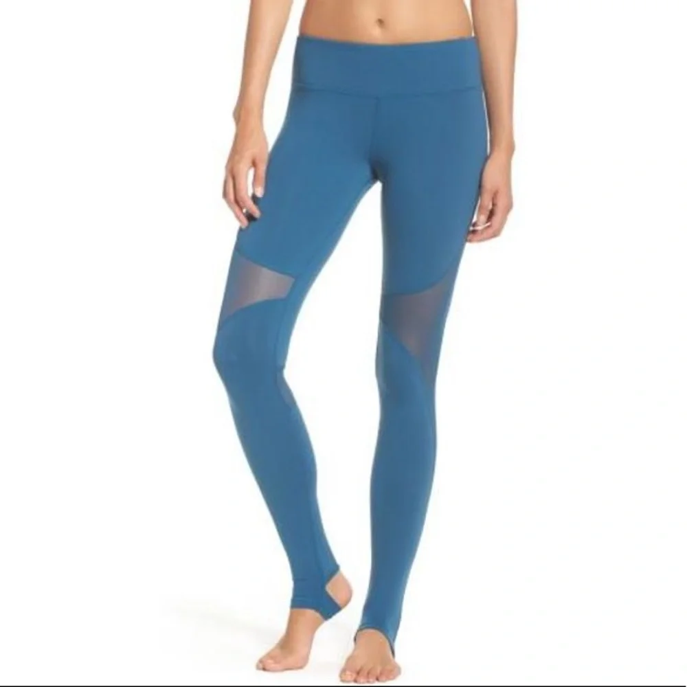 ALO Yoga Women’s Small Coast Stirrup Mesh Full Length Leggings Size Small